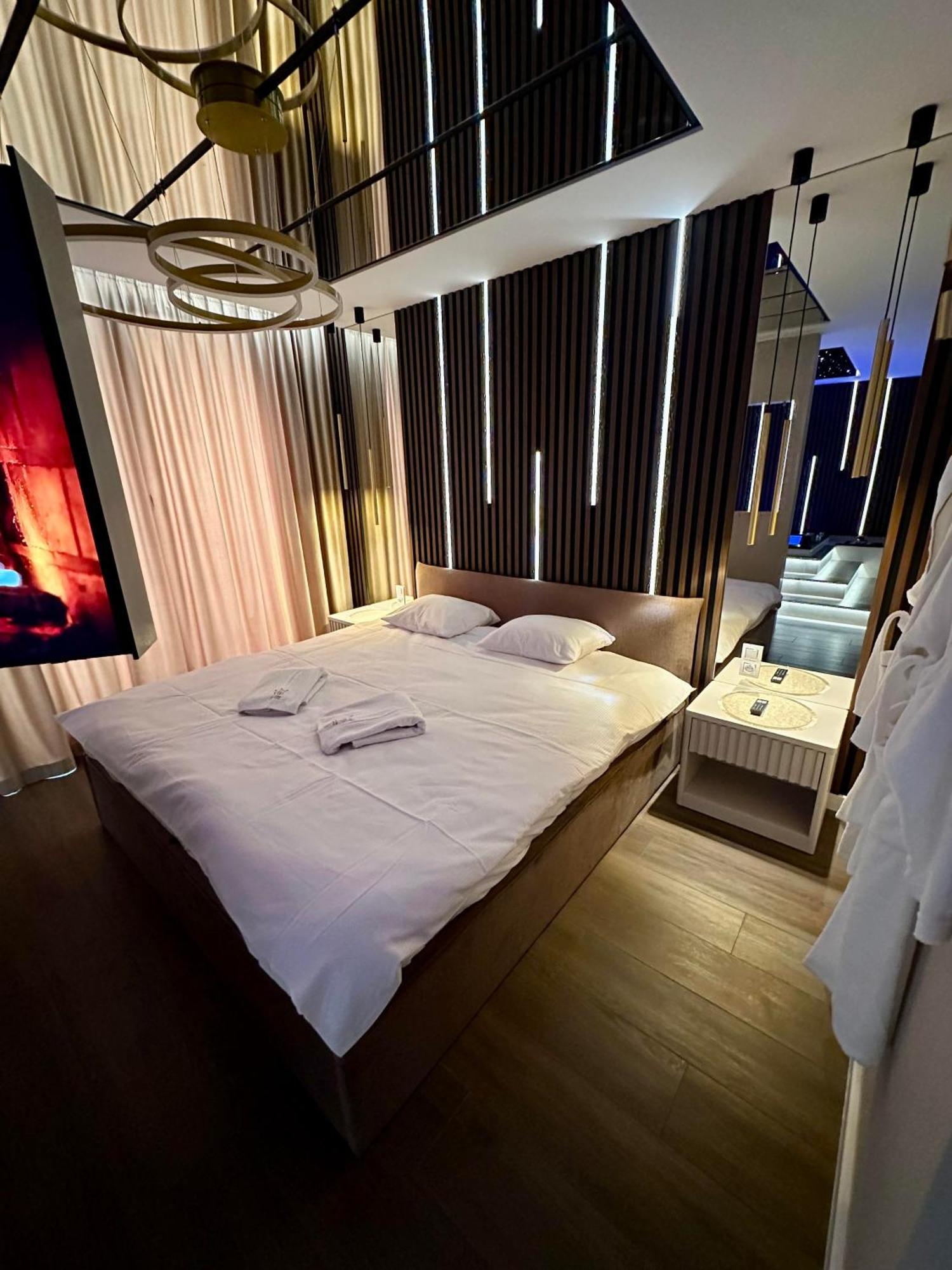 Masarska 8 Vip Apartamenty Jacuzzi Cracovia Esterno foto