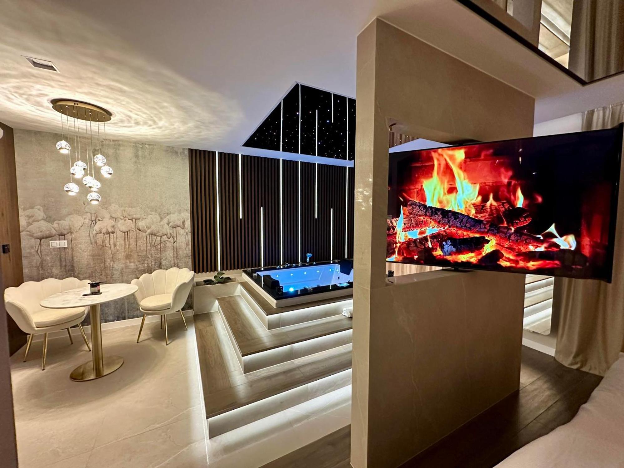 Masarska 8 Vip Apartamenty Jacuzzi Cracovia Esterno foto