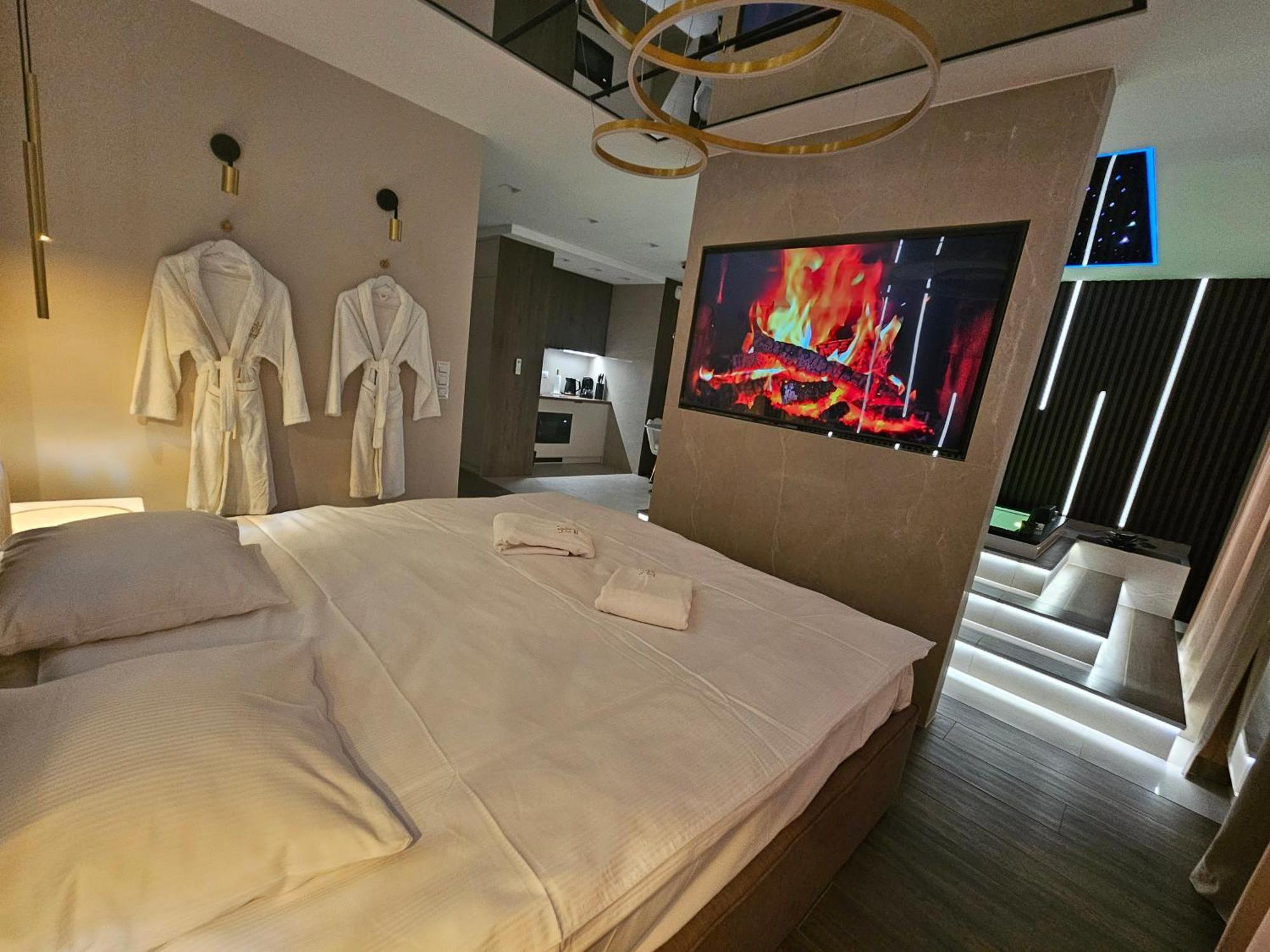 Masarska 8 Vip Apartamenty Jacuzzi Cracovia Esterno foto