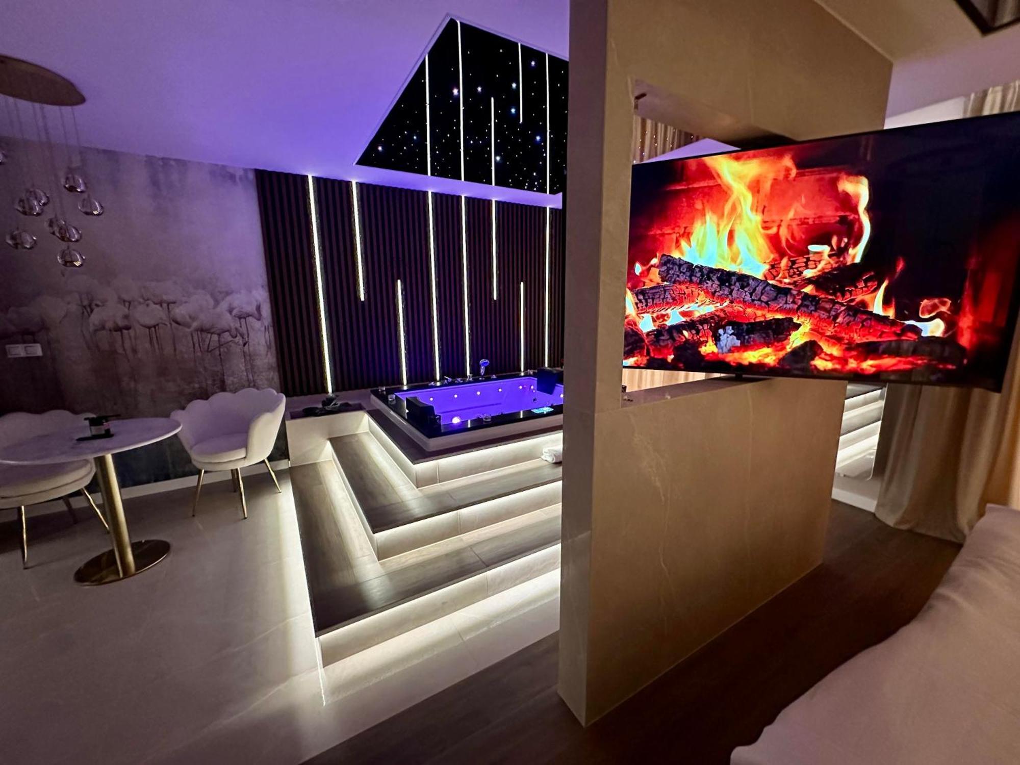Masarska 8 Vip Apartamenty Jacuzzi Cracovia Esterno foto
